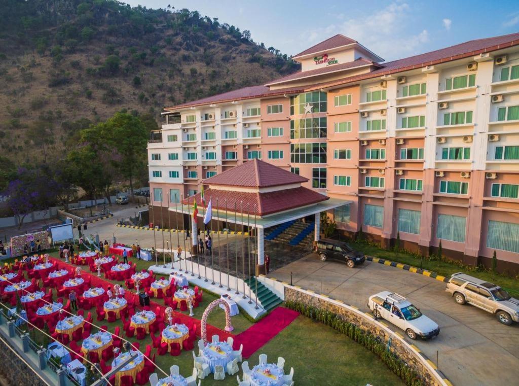 Royal Taunggyi Hotel Luaran gambar