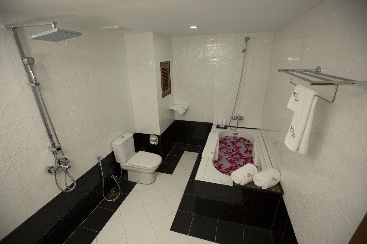 Royal Taunggyi Hotel Luaran gambar