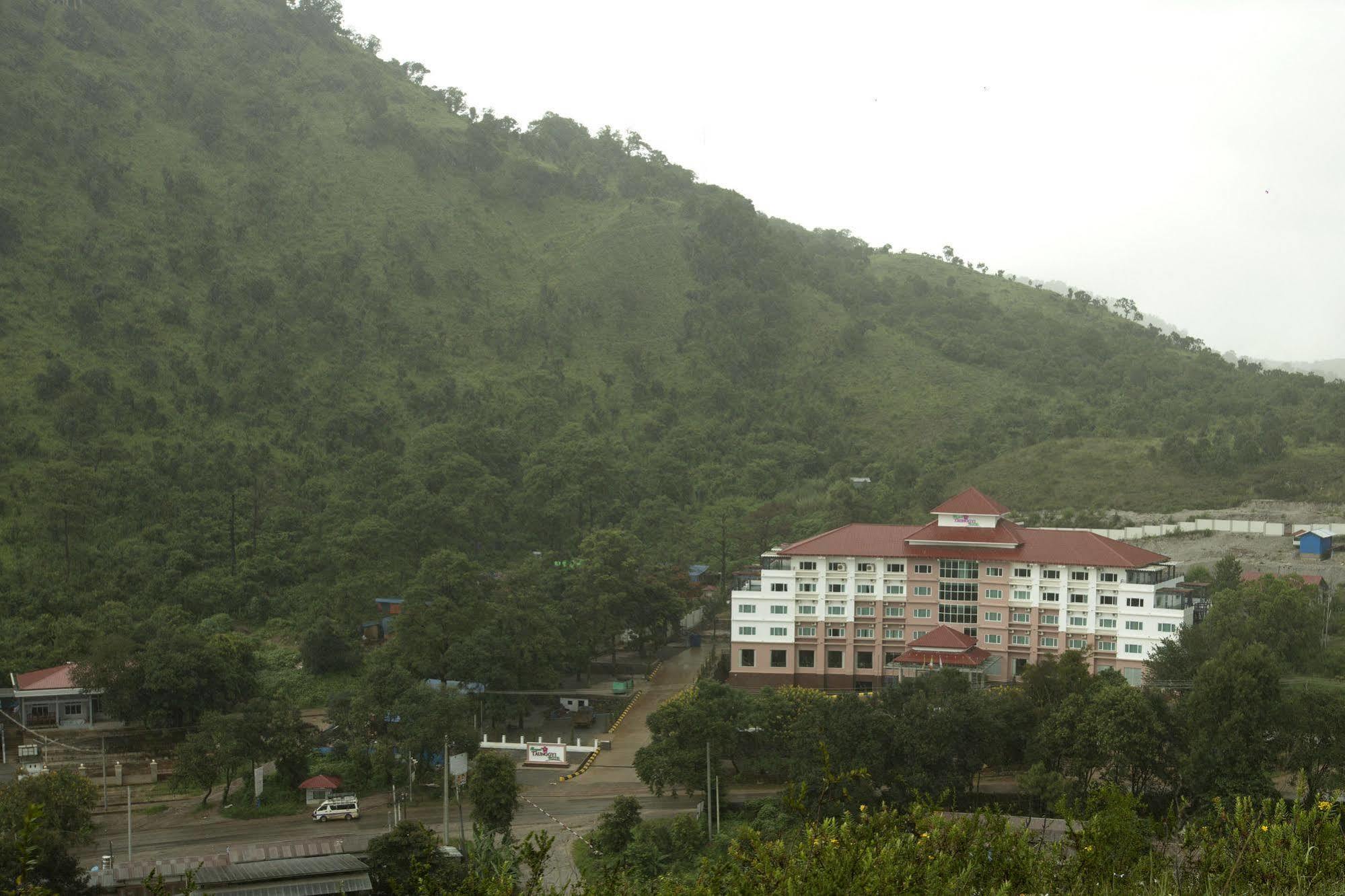 Royal Taunggyi Hotel Luaran gambar