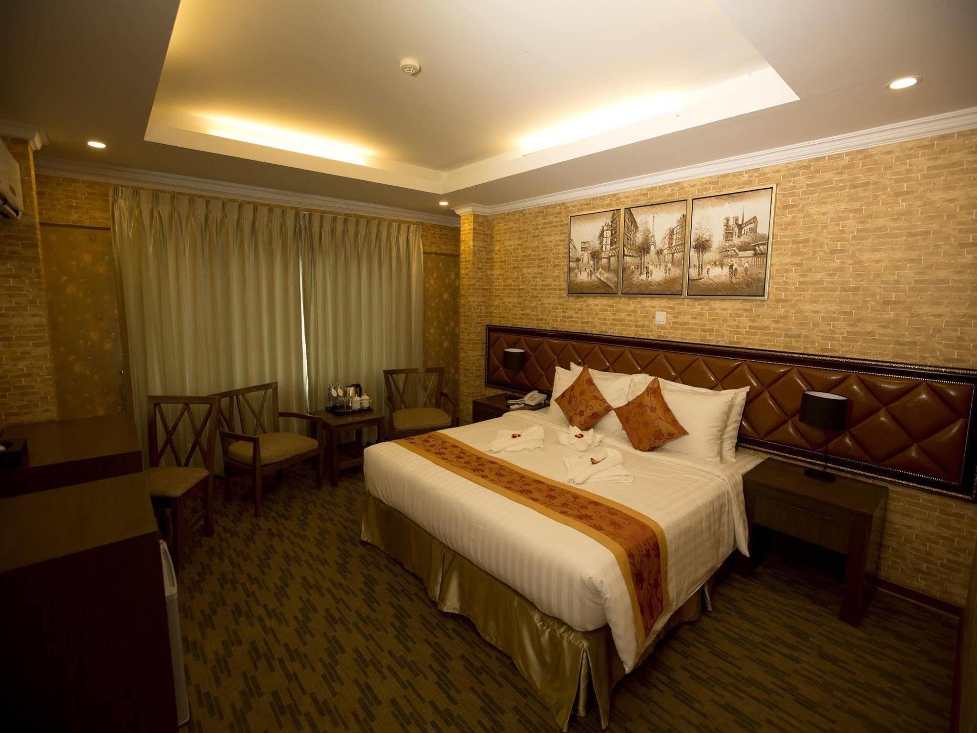 Royal Taunggyi Hotel Luaran gambar