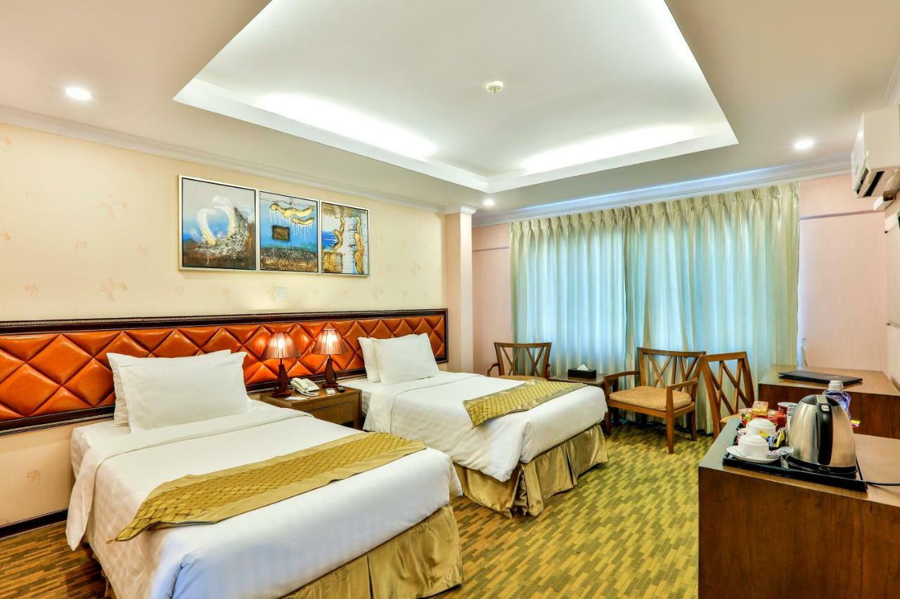 Royal Taunggyi Hotel Luaran gambar